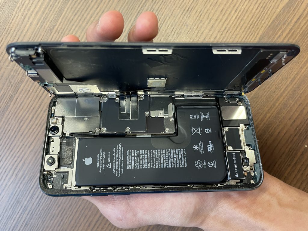 iPhone Repair Costs in Brisbane